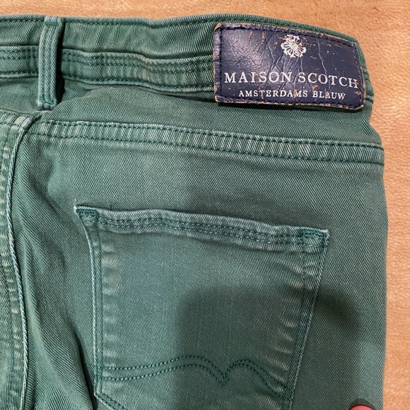 Green Low-Rise Skinny Jeans - Picture 3 of 6